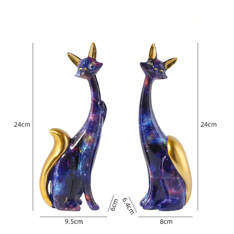 Nordic Graffiti Painting Couple Fox Statue