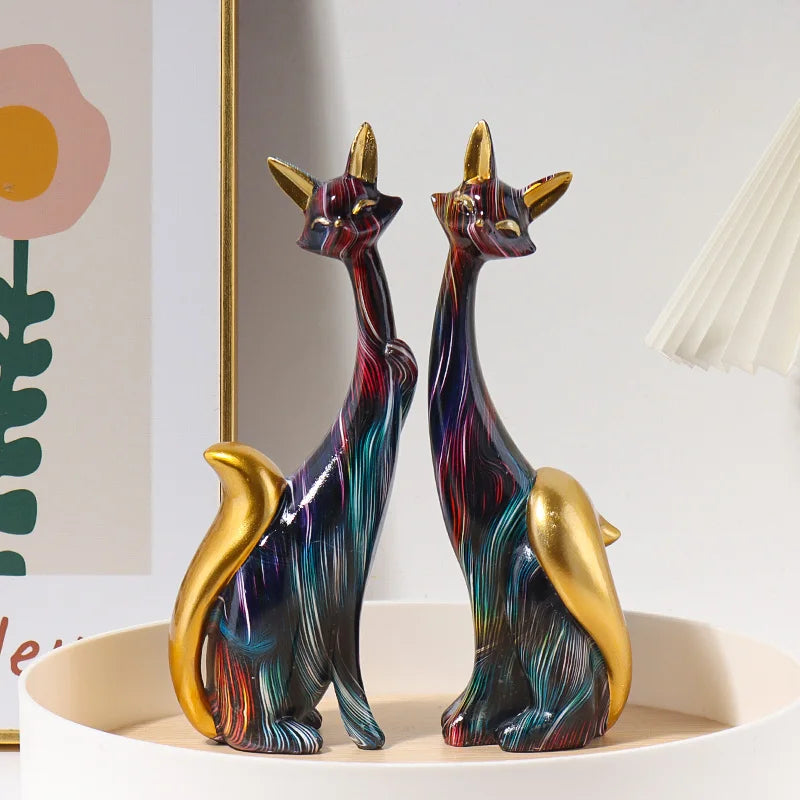 Nordic Graffiti Painting Couple Fox Statue