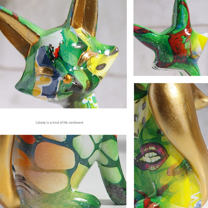 Nordic Graffiti Painting Couple Fox Statue