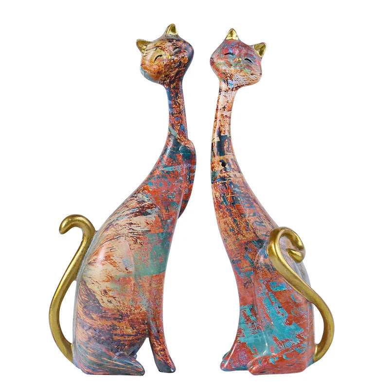 Nordic Graffiti Couple Cat Statue